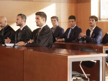 El juez decide procesar a todos los implicados
