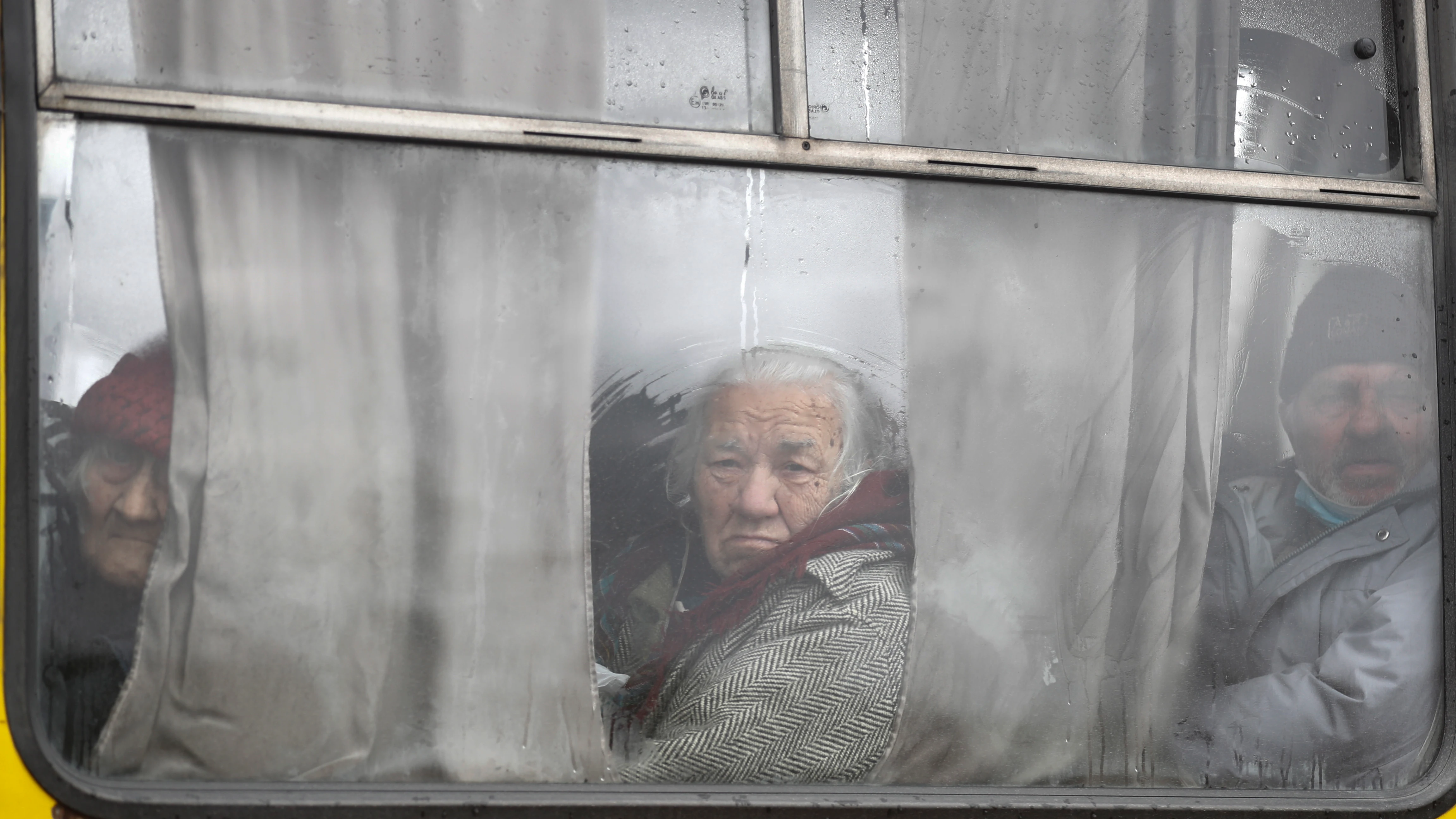 50.000 ucranianos regresan cada d&iacute;a a Kiev tras la retirada de las tropas rusas
