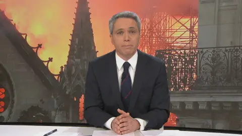 Así contó Vicente Vallés el incendio de la Catedral de Notre Dame en directo Así contó Vicente Vallés el incendio de la Catedral de Notre Dame en directo