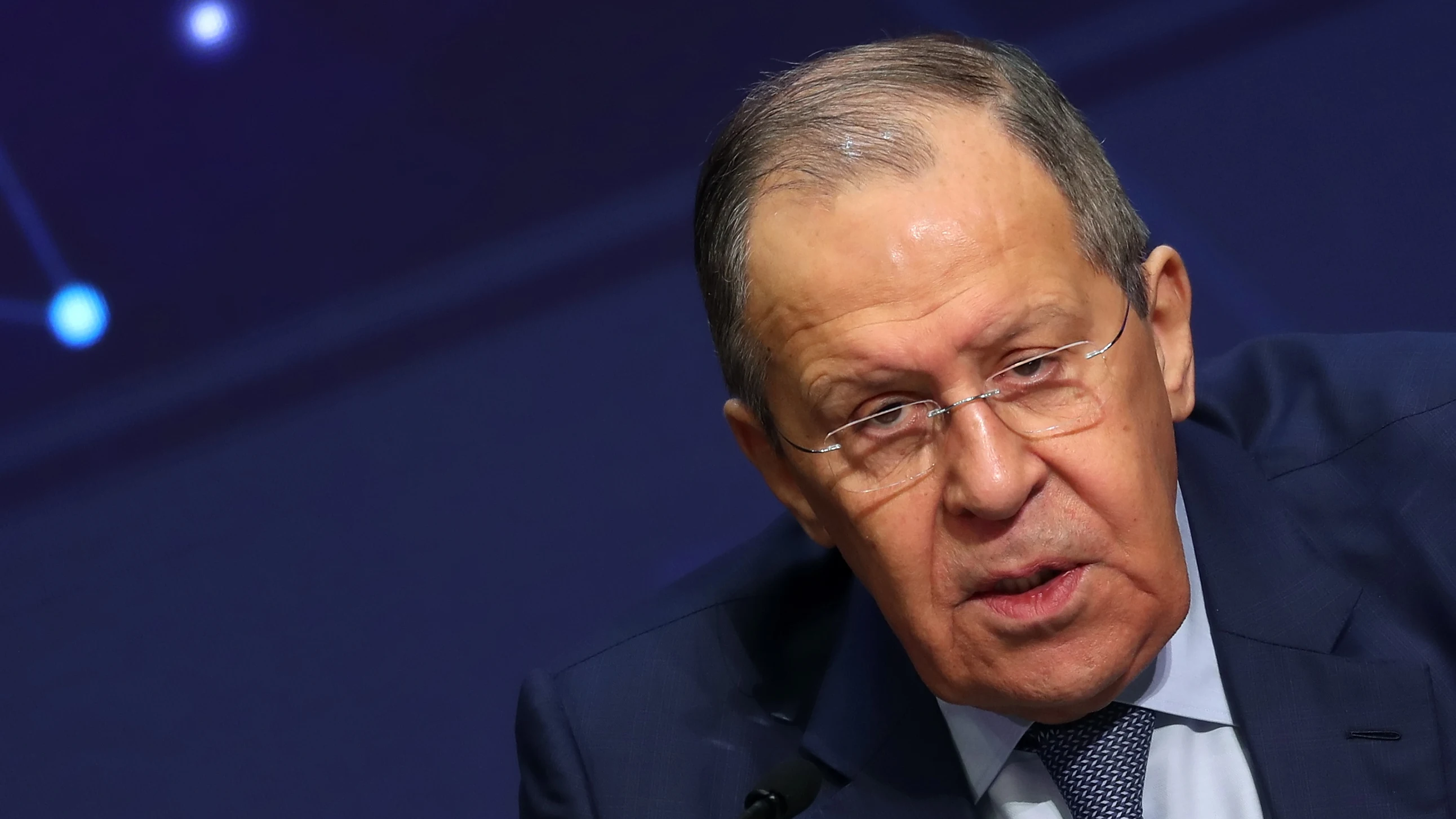 Rusia ha expulsado hoy a 18 empleados de la delegación de la Unión Europea en Moscú Rusia ha expulsado hoy a 18 empleados de la delegación de la Unión Europea en Moscú