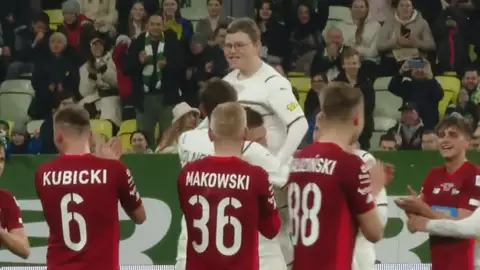 El conmovedor gol de un un refugiado de 12 años de Mariúpol con el Shakhtar El conmovedor gol de un un refugiado de 12 años de Mariúpol con el Shakhtar