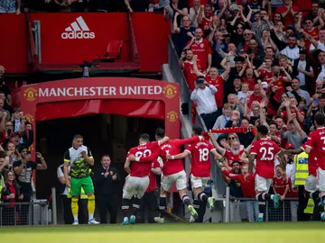 Cristiano Ronaldo firma un hat-trick ante el Norwich para salvar a un gris Manchester United Cristiano Ronaldo firma un hat-trick ante el Norwich para salvar a un gris Manchester United