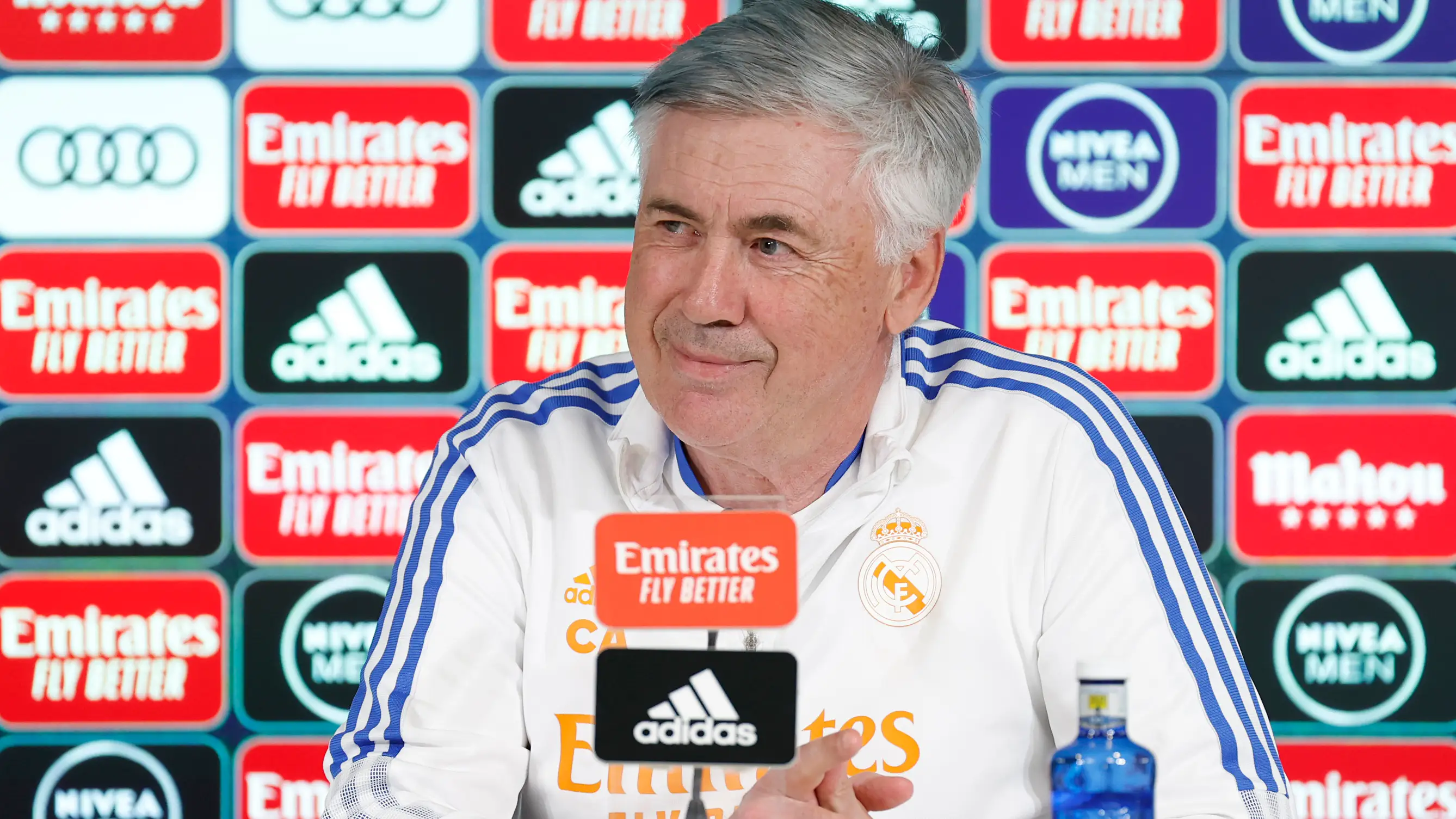 El dardo de Ancelotti a Xavi Hernández: "¿Qué significa jugar bien?" El dardo de Ancelotti a Xavi Hernández: "¿Qué significa jugar bien?"