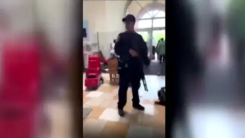 Doce heridos en un tiroteo en un centro comercial de Carolina del Sur Doce heridos en un tiroteo en un centro comercial de Carolina del Sur