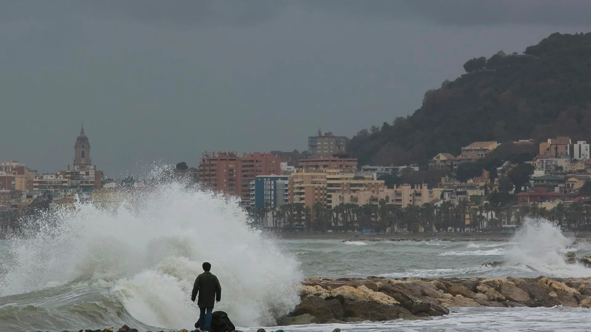 Caída de las temperaturas y lluvias generalizadas en casi toda la Península el martes Caída de las temperaturas y lluvias generalizadas en casi toda la Península el martes