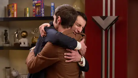 Raúl apoya a Emilio en su momento más difícil: “Puedes contar conmigo” Raúl apoya a Emilio en su momento más difícil: “Puedes contar conmigo”