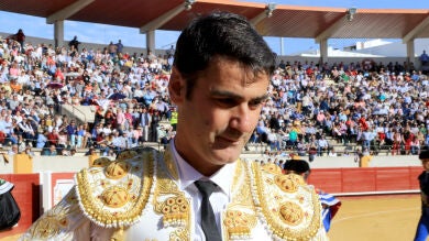 Jesulín de Ubrique: de querer ser futbolista a unos inicios en el toreo bañados por el engaño y una deuda