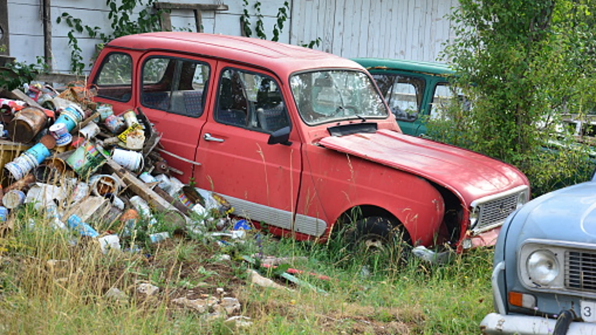 Imagen de archivo Renault 4L rojo
