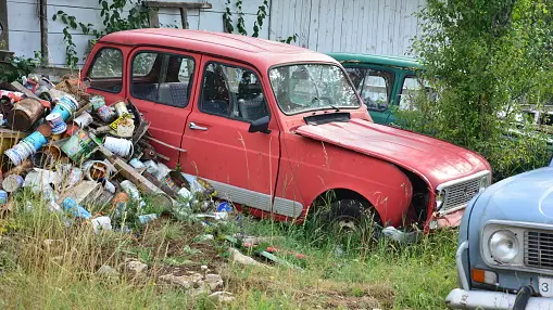 Imagen de archivo Renault 4L rojo