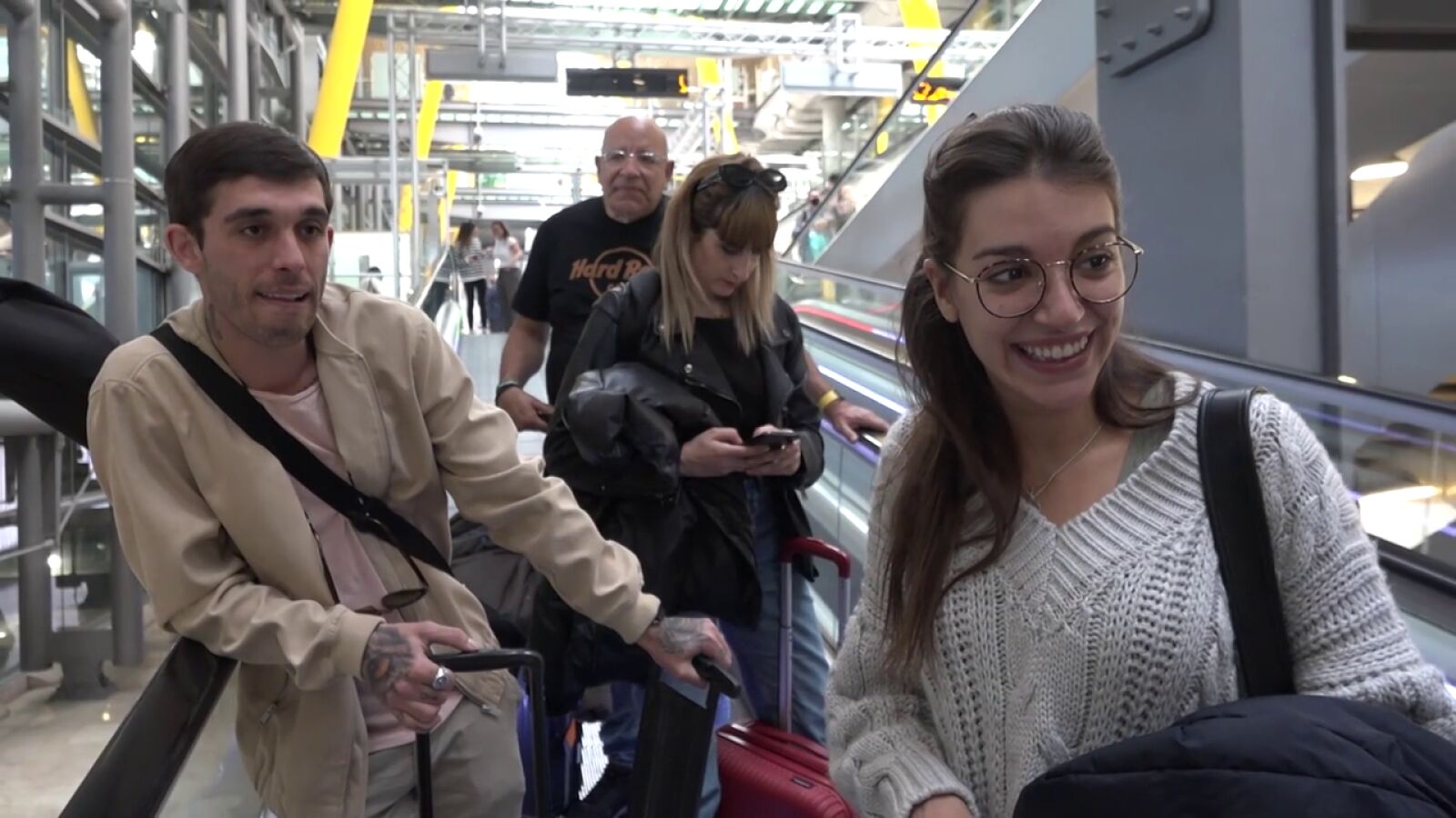 El mensaje con el que Ana Guerra le muestra su apoyo a Víctor Elías tras la muerte de su madre 