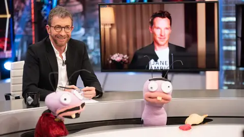 Trancas demuestra sus poderes antes de someter a Benedict Cumberbatch a sus incómodas preguntas Trancas demuestra sus poderes antes de someter a Benedict Cumberbatch a sus incómodas preguntas