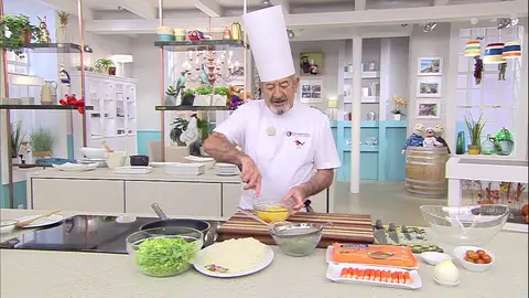 Bate los huevos para la tortilla Bate los huevos para la tortilla