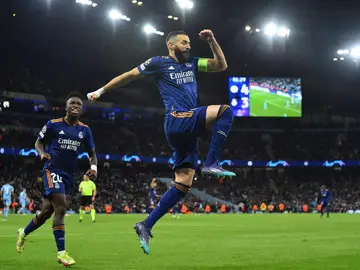Benzema celebra su penalti a lo Panenka Benzema celebra su penalti a lo Panenka