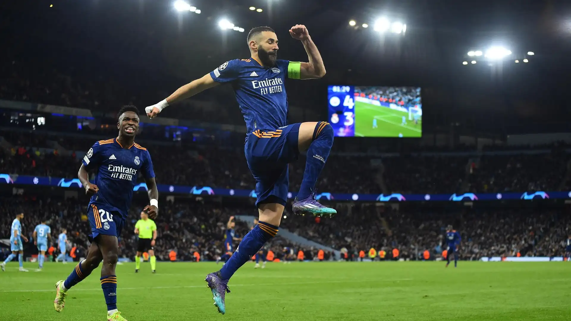 Benzema celebra su penalti a lo Panenka Benzema celebra su penalti a lo Panenka