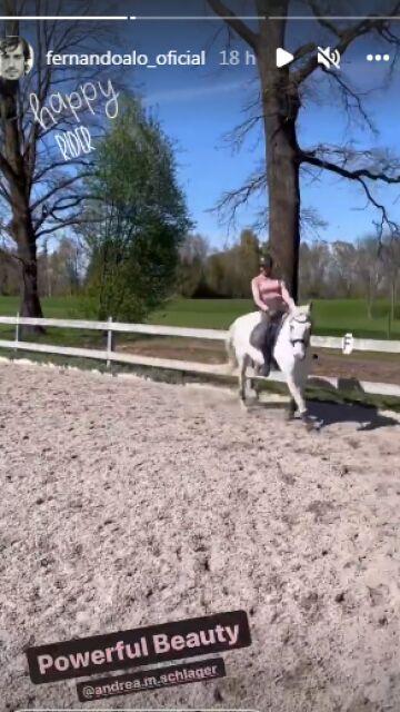 Andrea Schlager a caballo