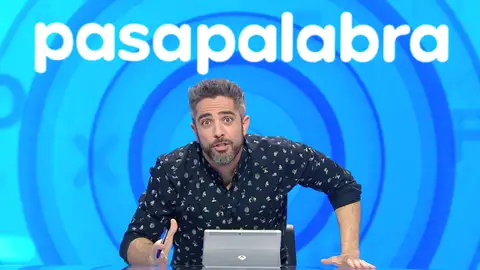 El mensaje de Roberto Leal a los fans de ‘Pasapalabra’ que le ‘regañan’ por no reírse con los chistes de Orestes Mejores momentos | 27 de abril