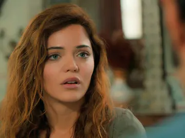 Demir se rinde y concede el divorcio a Züleyha Demir se rinde y concede el divorcio a Züleyha