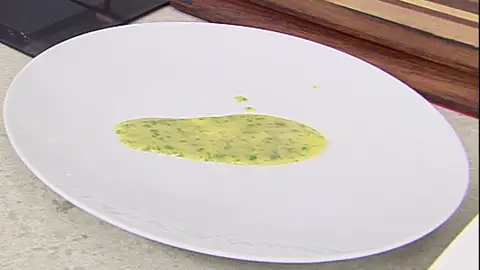 El secreto de Arguiñano para elaborar la salsa verde de su hijo Joseba El secreto de Arguiñano para elaborar la salsa verde de su hijo Joseba