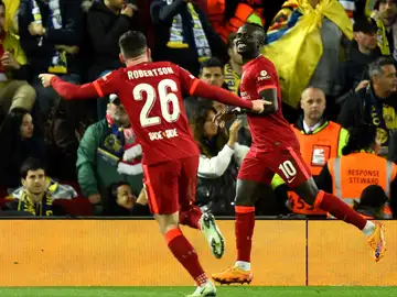 Mané celebra su gol al Villarreal en Anfield Mané celebra su gol al Villarreal en Anfield