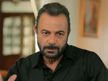 La propuesta de Fekeli para resolver la situación de Yilmaz: “Müjgan y Kerem vivirán conmigo”