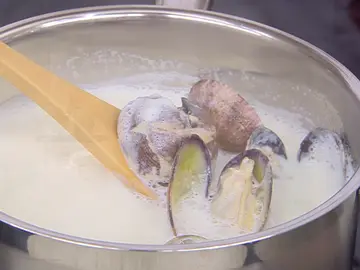 La clave de Arguiñano para abrir las almejas en leche La clave de Arguiñano para abrir las almejas en leche