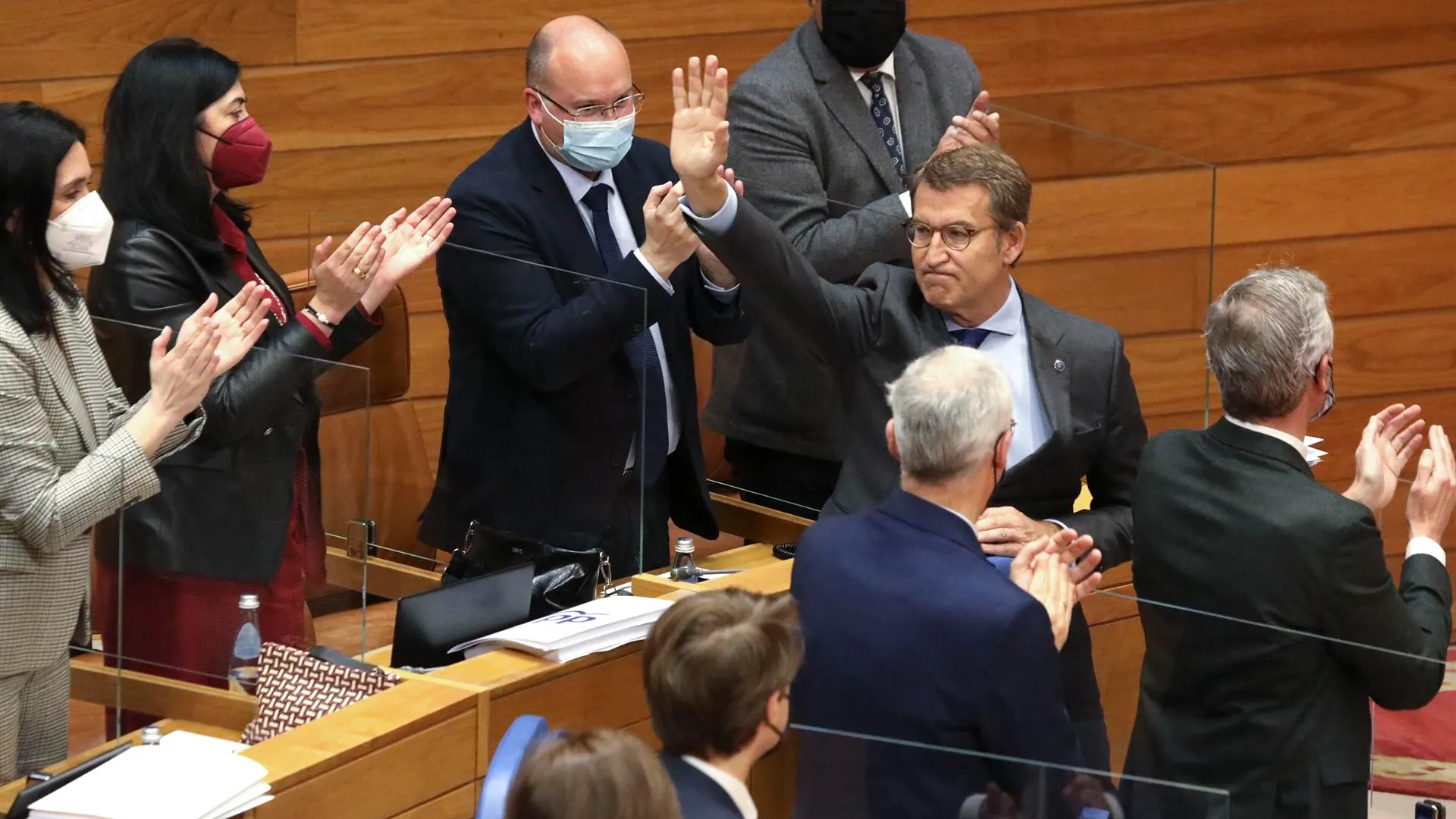 Feijóo confirma que esta semana dimitirá como presidente de la Xunta Feijóo confirma que esta semana dimitirá como presidente de la Xunta