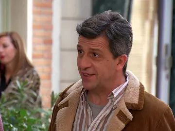 Ismael sorprende a Penélope con una dulce conquista Ismael sorprende a Penélope con una dulce conquista