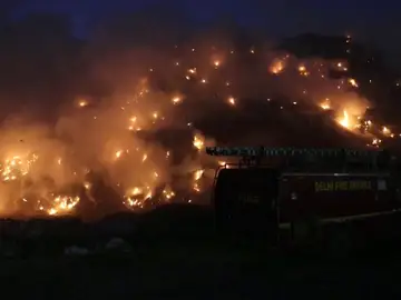 Incendio en un vertedero de Delhi Incendio en un vertedero de Delhi
