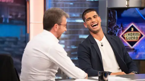 El lado más personal de Carlos Alcaraz, al descubierto en 'El Hormiguero 3.0': confiesa que bebe "ginebra limón" y dónde no se siente tenista El lado más personal de Carlos Alcaraz, al descubierto en 'El Hormiguero 3.0': confiesa que bebe "ginebra limón" y dónde no se siente tenista