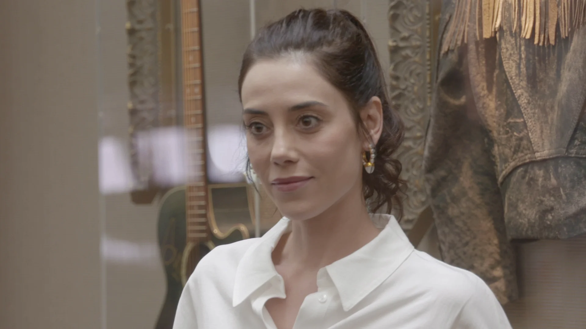 La confesión más sincera de Cansu Dere: “Me encantaría conocer a Adriana Ugarte, la actriz que interpreta a mi personaje en ‘Heridas’” La confesión más sincera de Cansu Dere: “Me encantaría conocer a Adriana Ugarte, la actriz que interpreta a mi personaje en ‘Heridas’”