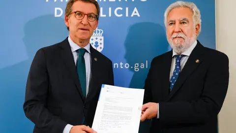 Feijóo presenta su renuncia al presidente del Parlamento de Galicia Feijóo presenta su renuncia al presidente del Parlamento de Galicia