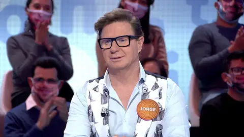 El homenaje de Jorge Cadaval a Raffaella Carrá en ‘Pasapalabra’: “¡Qué chaleco más bonito!” El homenaje de Jorge Cadaval a Raffaella Carrá en ‘Pasapalabra’: “¡Qué chaleco más bonito!”