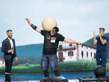 Ignaxio Perurena levanta 111 kilos en una demostración en ‘El Desafío’