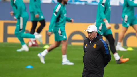 Ancelotti no duda: "Si ganamos mañana la Liga vamos a celebrar como todo el mundo" Ancelotti no duda: "Si ganamos mañana la Liga vamos a celebrar como todo el mundo"