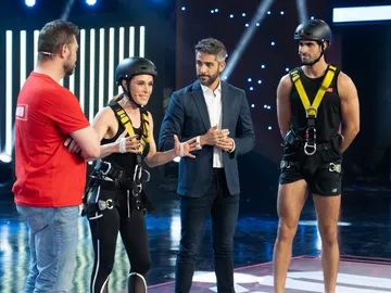 El increíble pique entre Juan Betancourt y Raquel Sánchez Silva en su duelo a contrarreloj en ‘El Desafío’ El increíble pique entre Juan Betancourt y Raquel Sánchez Silva en su duelo a contrarreloj en ‘El Desafío’