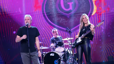 María Pombo y Hombres G hacen vibrar con ‘Devuélveme a mi chica’ en ‘El Desafío’ María Pombo y Hombres G hacen vibrar con ‘Devuélveme a mi chica’ en ‘El Desafío’