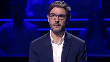 El presentador se ha visto sorprendido por la explicación de Fernando tras una pregunta.