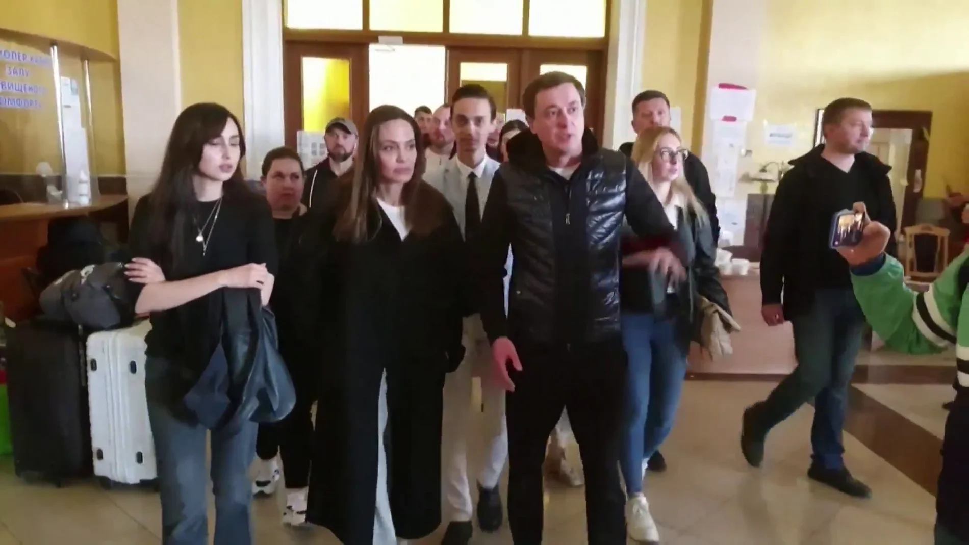 Angelina Jolie viaja a Leópolis "para ayudar a los ucranianos"