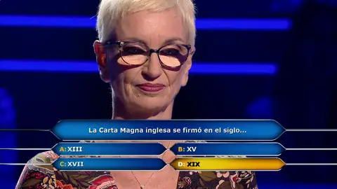 Begoña duda, el público habla, su hermano niega con la cabeza… y falla en ‘¿Quién quiere ser millonario?’ La concursante ha fallado, pero tenía el seguro en los 15.000 euros.