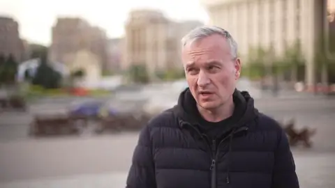 Los oligarcas rusos comienzan a alzar la voz en contra de la guerra en Ucrania Los oligarcas rusos comienzan a alzar la voz en contra de la guerra en Ucrania