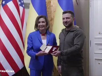 Nancy Pelosi visita Ucrania por sorpresa y asegura que Estados Unidos apoyara a Ucrania &quot;hasta obtener la victoria&quot;