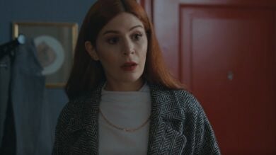 ¡Bahar escucha a Melih y Gönül hablando sobre la mentira de Derin!