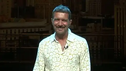 Antonio Banderas, en directo en Antena 3 Noticias Antonio Banderas, en directo en Antena 3 Noticias