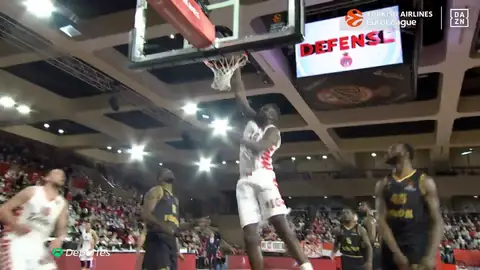 Las mejores jugadas de la segunda semana en los Playoffs de la Euroliga Las mejores jugadas de la segunda semana en los Playoffs de la Euroliga