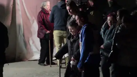 Evacuación de la acería Azovstal, en Mariúpol Evacuación de la acería Azovstal, en Mariúpol