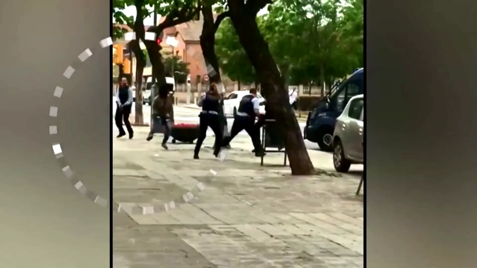 Vídeo: Así han detenido los Mossos a un presunto atracador disparándole en la pierna en Lleida