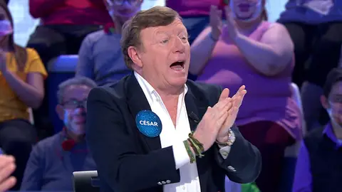 ¡Cuánto arte! César Cadaval improvisa una sevillana dedicada a ‘Pasapalabra’ ¡Cuánto arte! César Cadaval improvisa una sevillana dedicada a ‘Pasapalabra’
