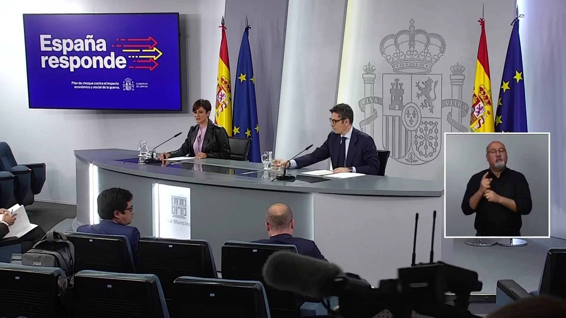 Rueda de prensa 'sorpresa' de Isabel Rodr&iacute;guez y F&eacute;lix Bola&ntilde;os, streaming en directo 