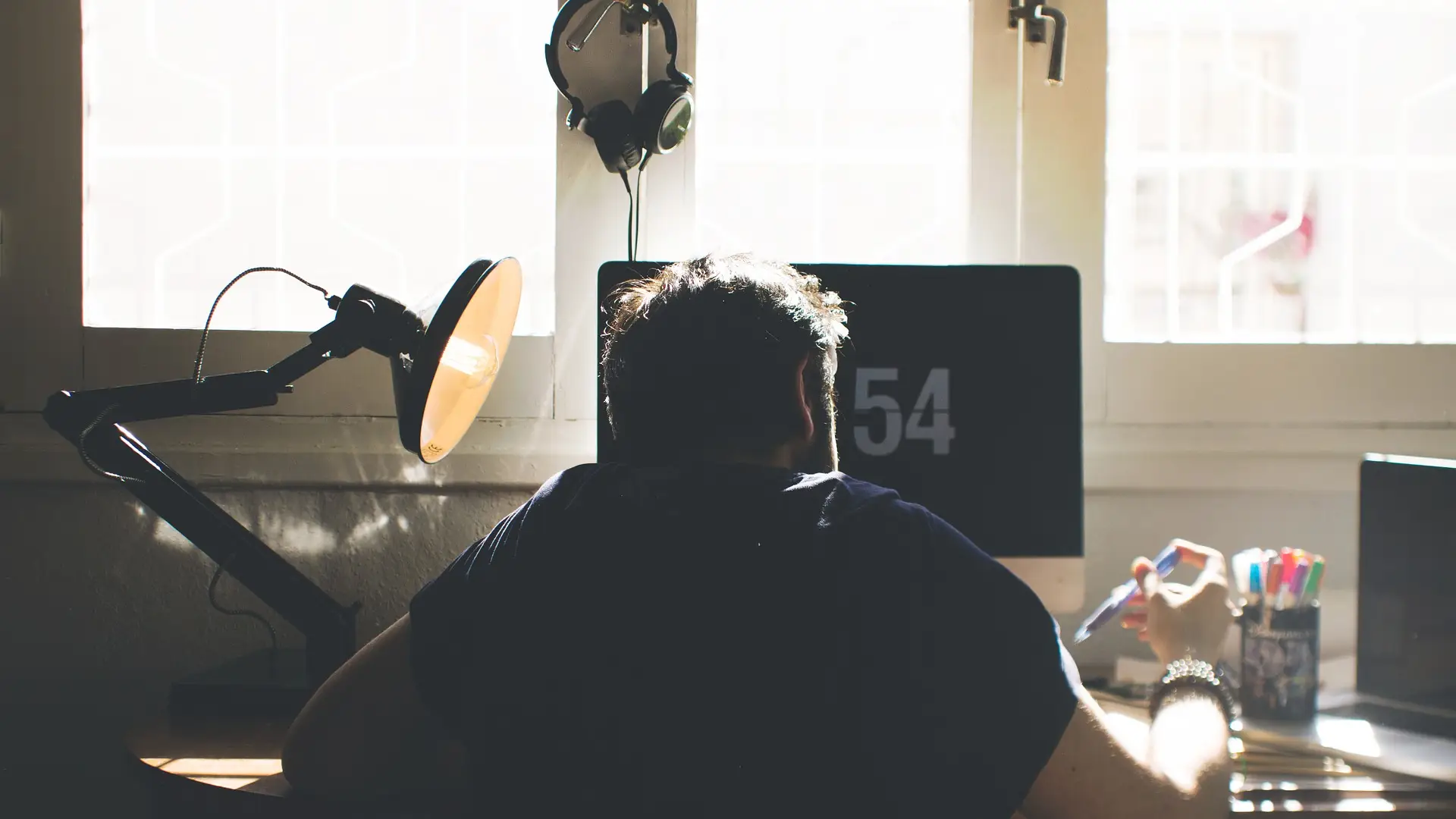 Un hombre en su casa Un hombre en su casa