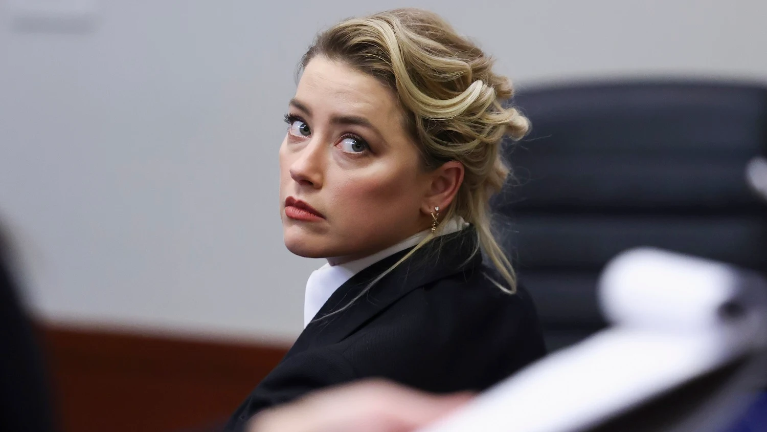 Amber Heard en el juicio contra Amber Heard Amber Heard en el juicio contra Amber Heard